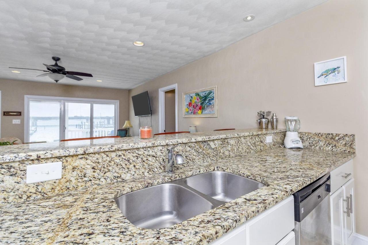 Water Front Delight On The Bay Home نورفولك المظهر الخارجي الصورة